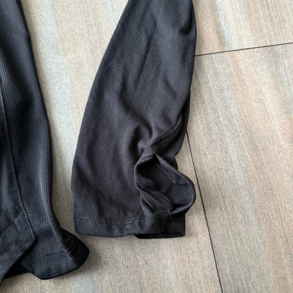 The North Face men’s essential 1/4 zip longsleeve layer black size medium - Picture 9 of 9